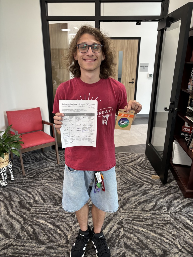 🎓 College Application Week Highlights! We had a week full of fun and college prep activities! BINGO Game: Students played a BINGO card game to meet teachers and staff while learning about college experiences. One winner from each grade took home the prize! 🏆 Senior Coloring Contest: Seniors decorated pennants for the schools they applied to. 🎨 A huge thank you to Mrs. Adcock, our College and Career Coordinator, for helping students get excited about applying to college! With her support, we helped 253 seniors start their college applications—that’s 83% of the senior class! 🎉