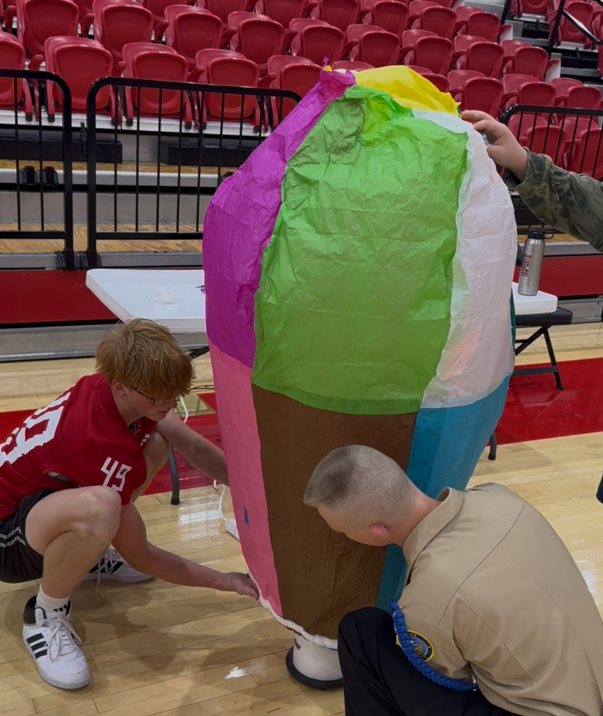 Our Aviation students took to the skies—well, almost!—with hot air balloon testing to explore density and buoyancy. 🌬️🪂  Through hands-on experiments, they learned how air temperature, weight, and volume affect lift and flight. It’s all about applying science to real-world aviation concepts!