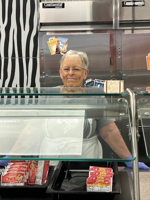 Cafeteria Crew