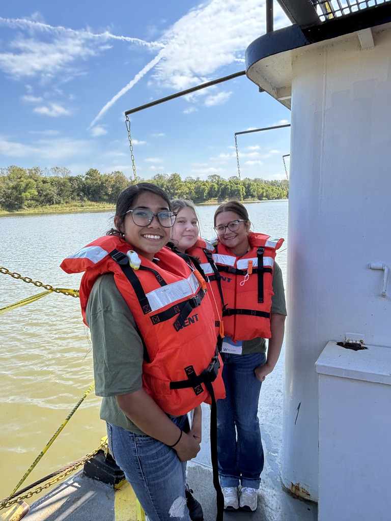 students on a field trip to the port of catoosa