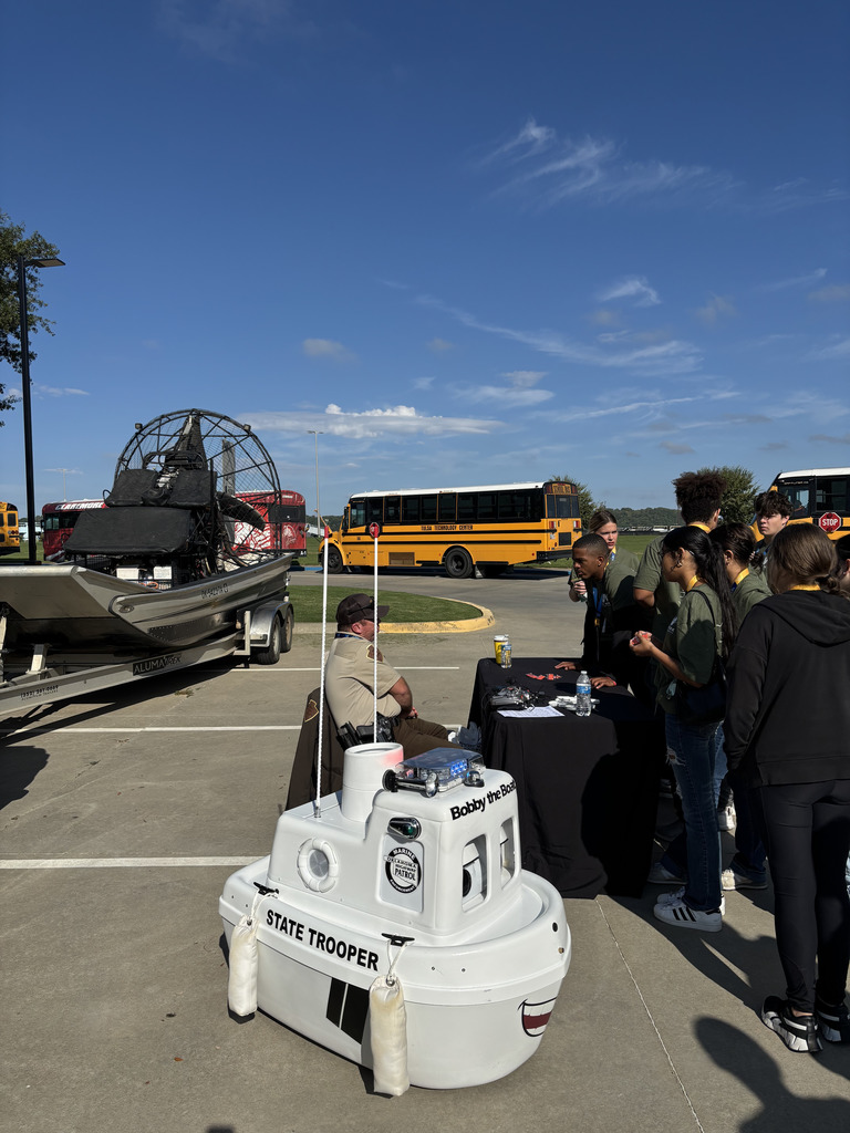 students on a field trip to the port of catoosa