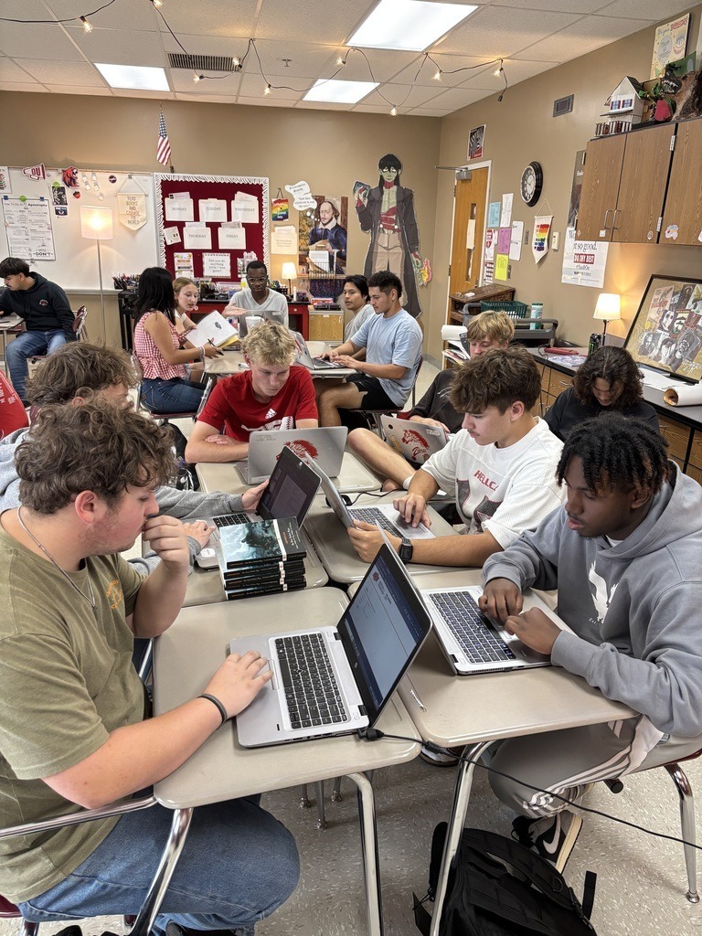 students during college application week
