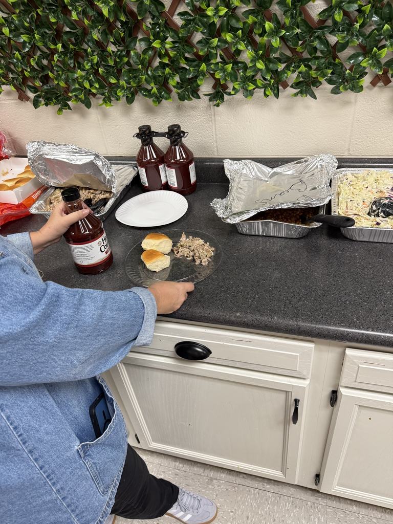Staff making plates of food