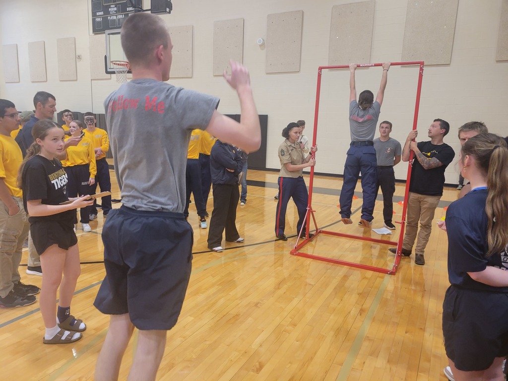NJROTC students at Brain Brawl