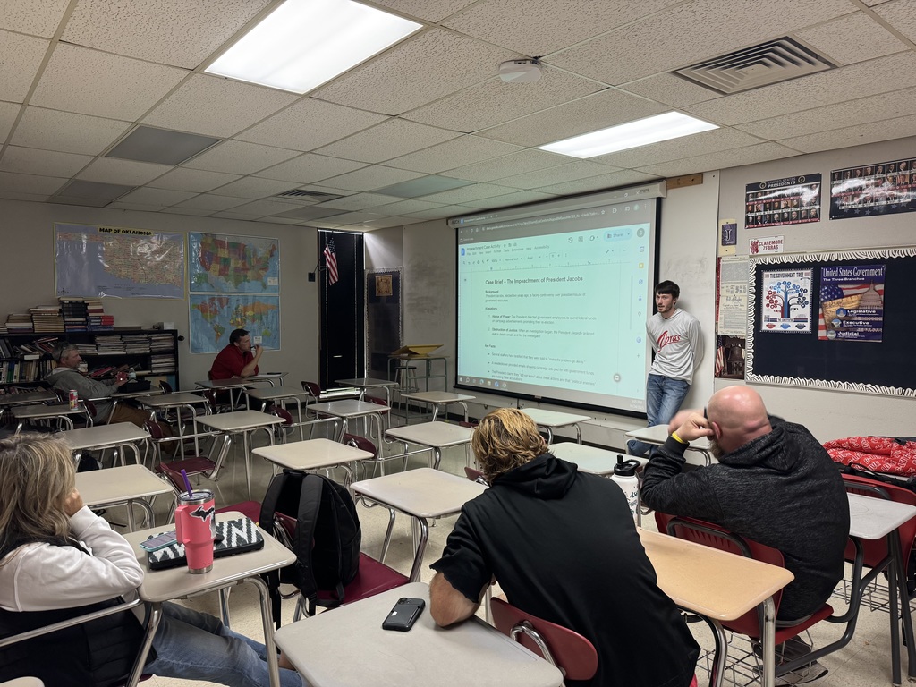 🍎📚 Teachers are lifelong learners!  At Claremore High School, our Scholar Squad event gives teachers the chance to take a seat as students once again. This quarterly professional learning experience allows educators to learn directly from their colleagues — exploring new strategies, sharing ideas, and seeing classroom techniques in action.  By learning with and from one another, our teachers continue to grow, innovate, and bring fresh ideas back to their classrooms.