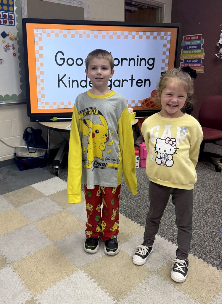 students wearing yellow