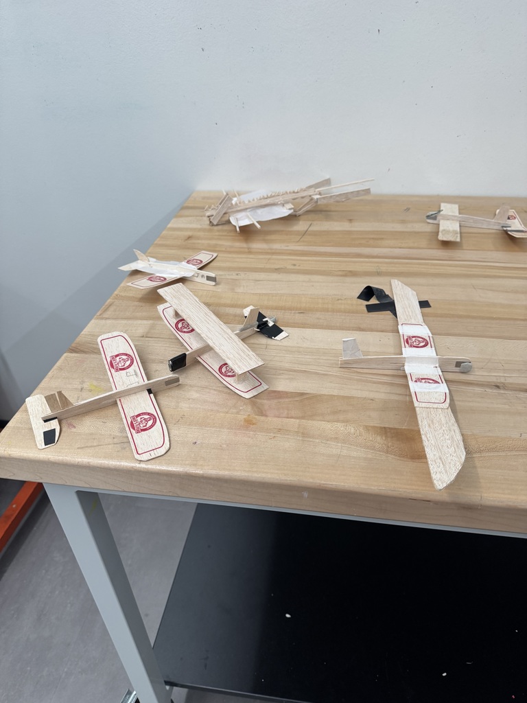 Our Aviation students put their engineering skills to the test by designing and flying gliders. The challenge? Compete for distance, time, and linearity — then analyze the results to see how their designs could improve.  After testing, students modified their gliders to make them more aerodynamic, applying real-world aviation principles to hands-on learning.