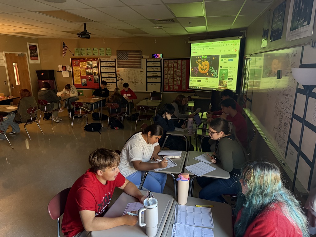 Mrs. Grubbs’ students stepped back in time for a 17th Century “Speed Daring” activity! Each student took on the role of a historical figure—from world leaders to great thinkers of the era—and prepared some background intel before meeting others from their time period.  As they rotated around the room, students interacted with different figures and decided if they would have been friends or foes based on shared religion, politics, and personality traits. What a fun and engaging way to bring history to life!