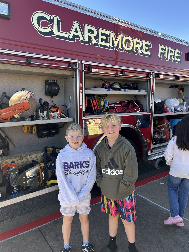 students with fire truck 