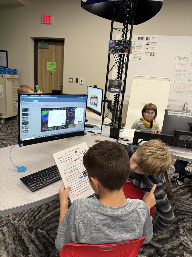 Claremont fourth graders visiting S.T.E.M lab for the first time.