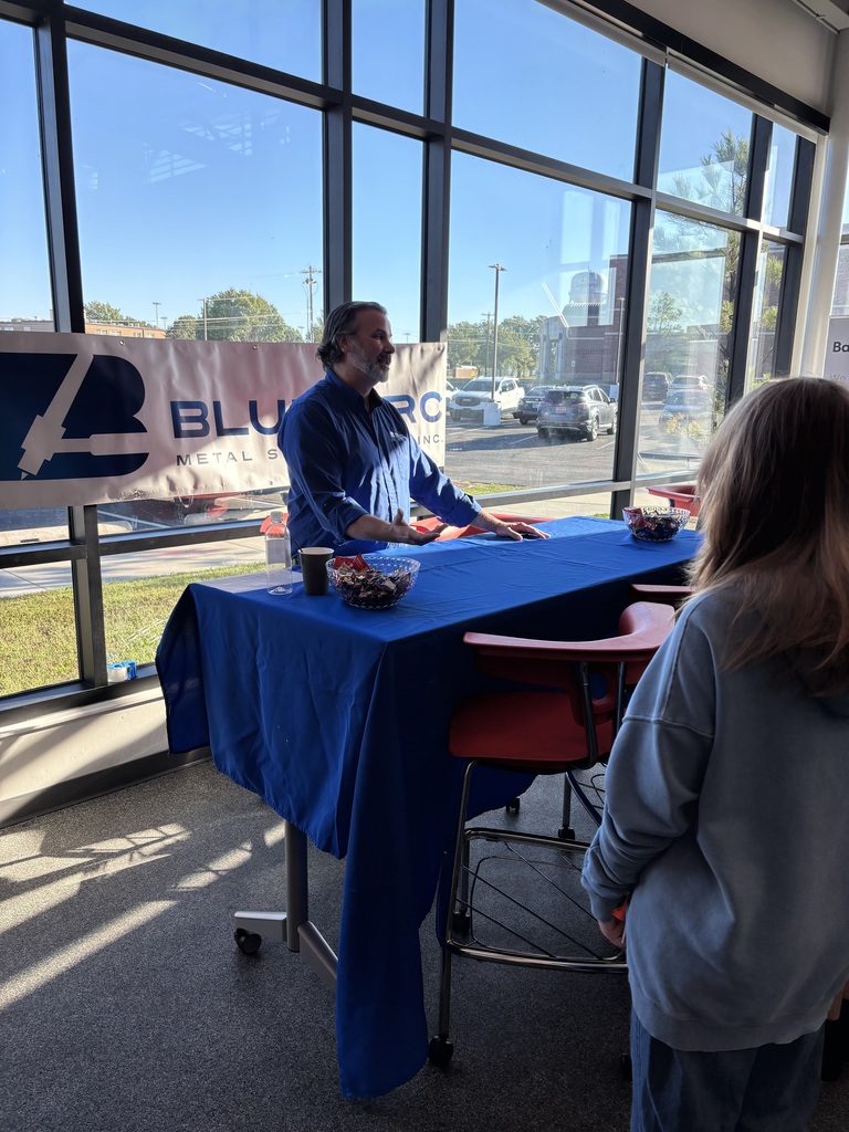 October is National Manufacturing Month! To celebrate, CHS hosted our own Manufacturing Industry Day, welcoming several local companies to campus. Students had the opportunity to visit different tables, ask questions, and learn about the wide range of manufacturing careers available right here in Claremore.  A big thank you to the following companies and organizations for joining us and sharing their expertise:     •    AXH Air-Coolers     •    Baker Hughes     •    Blue Arc     •    Reading Truck     •    Rogers State University (RSU)     •    Northeast Tech     •    EMCO Industries     •    AIMRIGHT Testing & Engineering