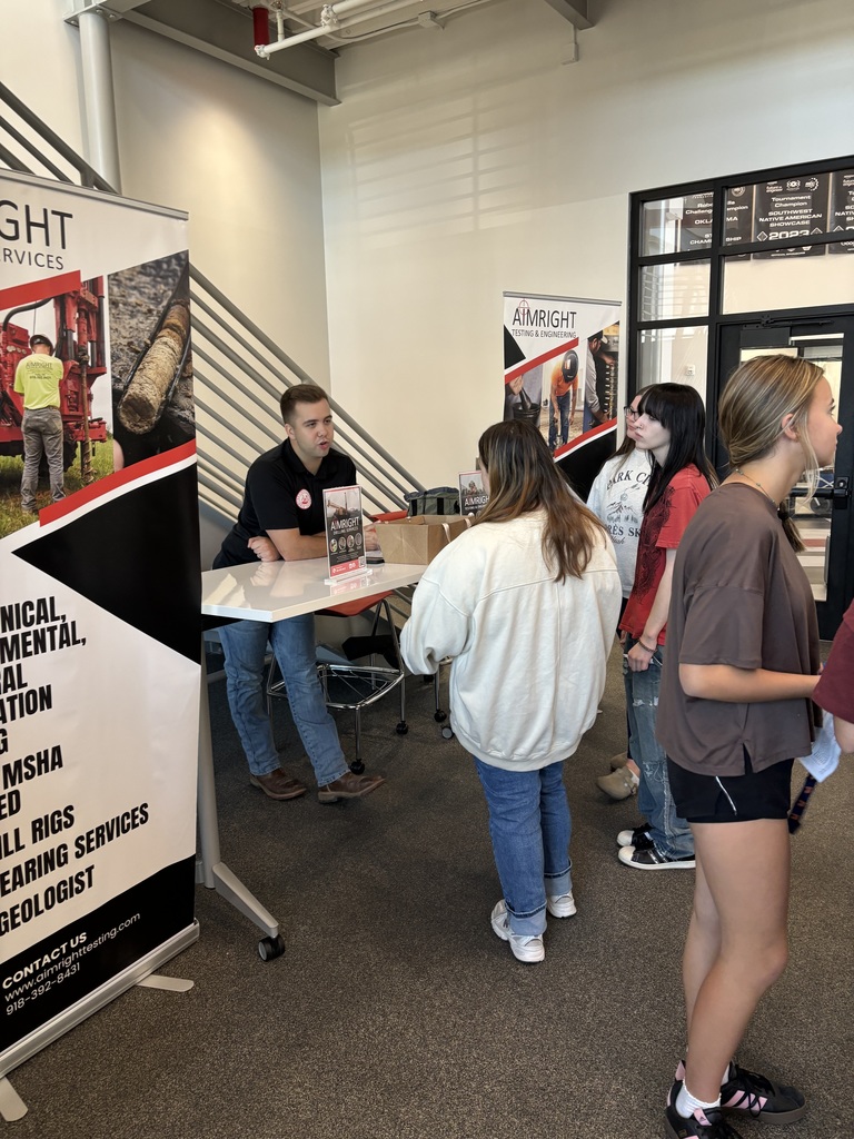 October is National Manufacturing Month! To celebrate, CHS hosted our own Manufacturing Industry Day, welcoming several local companies to campus. Students had the opportunity to visit different tables, ask questions, and learn about the wide range of manufacturing careers available right here in Claremore.  A big thank you to the following companies and organizations for joining us and sharing their expertise:     •    AXH Air-Coolers     •    Baker Hughes     •    Blue Arc     •    Reading Truck     •    Rogers State University (RSU)     •    Northeast Tech     •    EMCO Industries     •    AIMRIGHT Testing & Engineering