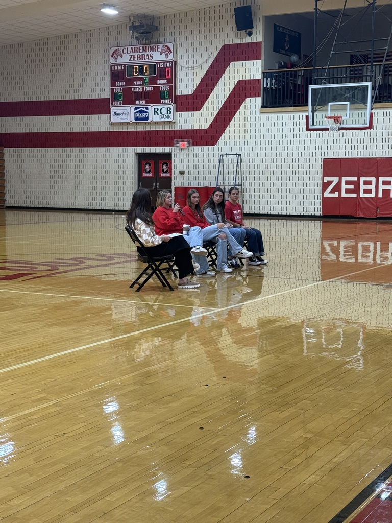 While the rest of the school completed their Pre-ACT and ACT testing, our seniors spent the day knocking out major milestones. They completed their CPR training—an important graduation requirement—heard from an RSU college student informational panel, and received details about caps and gowns along with other key senior dates.  Proud of our Class of 2026 for staying focused and preparing for the exciting months ahead!