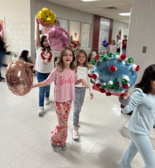 Roosa second grade balloon parade.