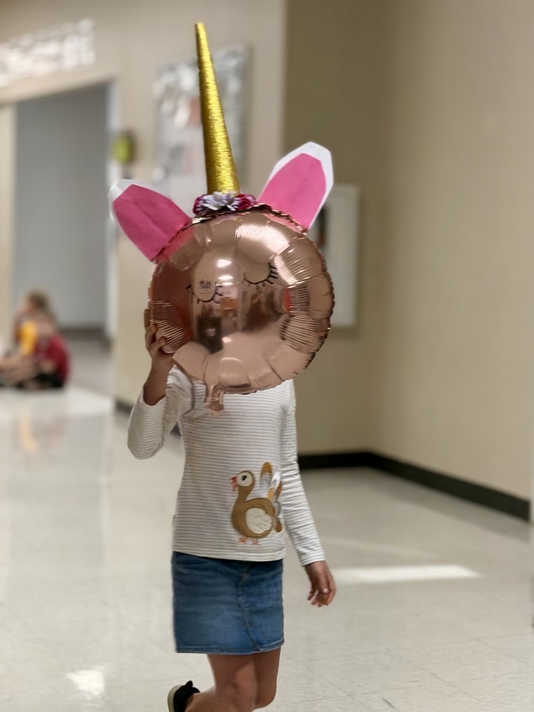 Roosa second grade balloon parade.