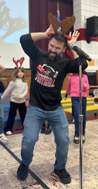 Mr. Burke Dancing in the New Week