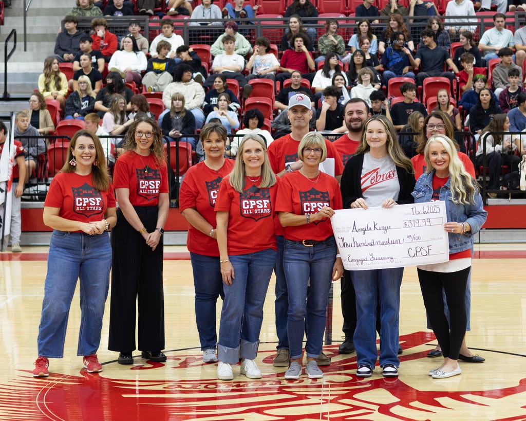 angela kinzer recieving a grant from the cpsf