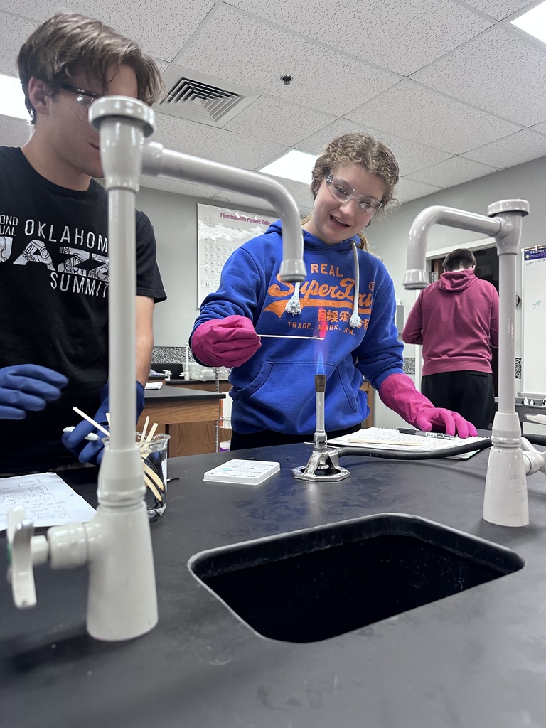 🔥 Ready to light up the semester! Our Pre-AP Chemistry students explored how to identify metals by their signature colors and discovered the science behind those dazzling fireworks. Lots of bright reactions and even brighter smiles! 🌈✨