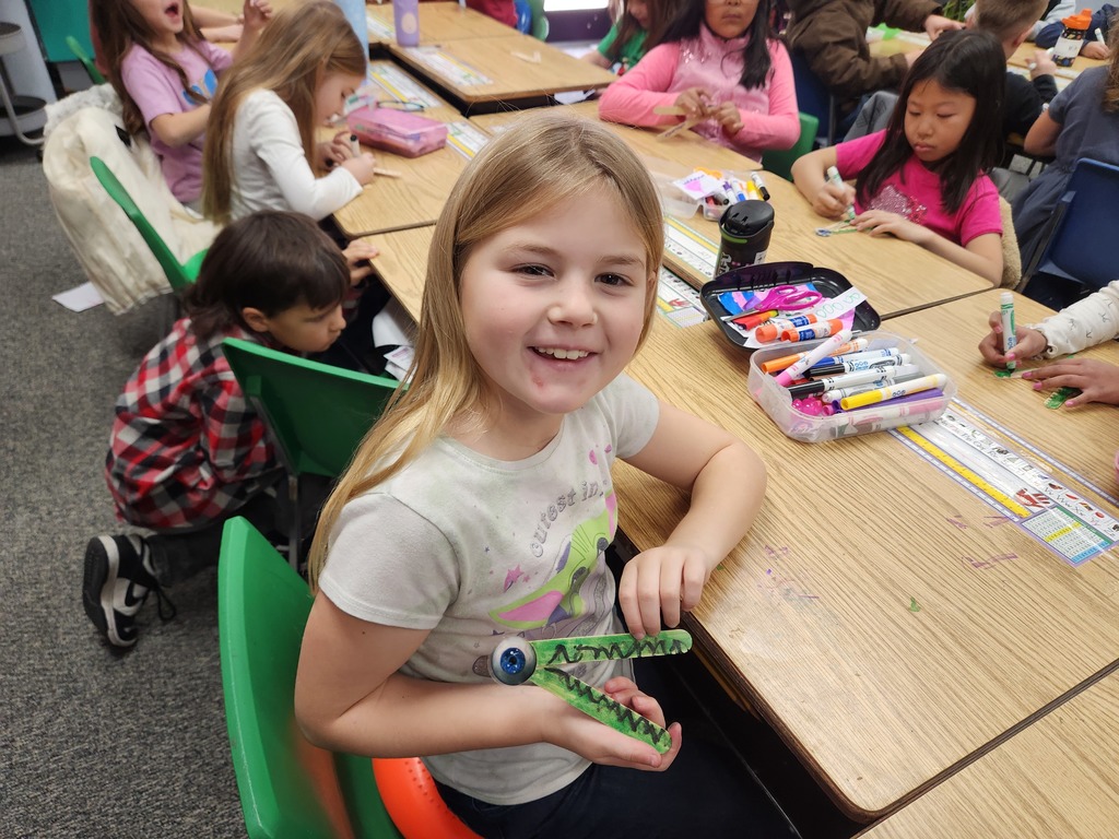 students making alligators