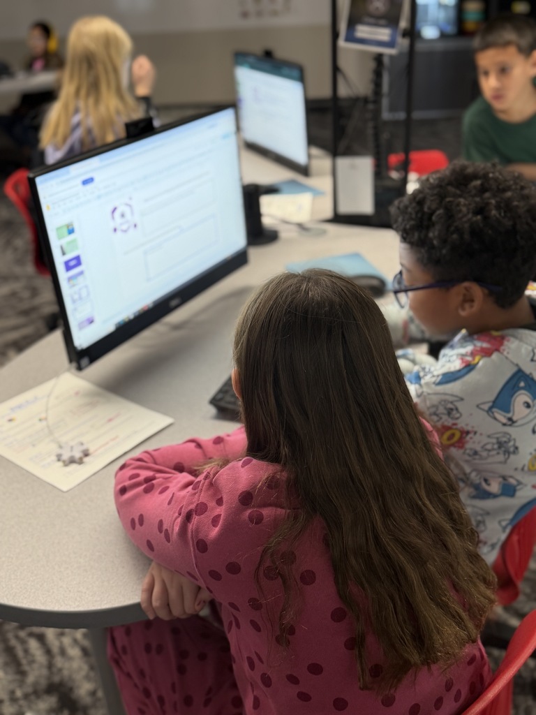 students working in stem lab