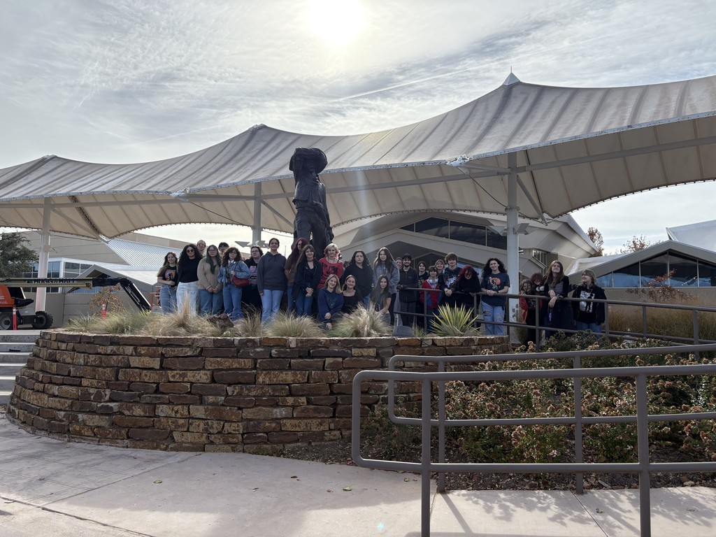 Students out side at the Cowboy Hall of Fame