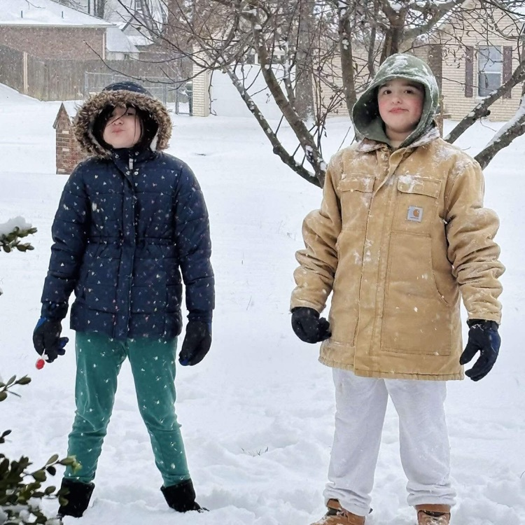 students in the snow