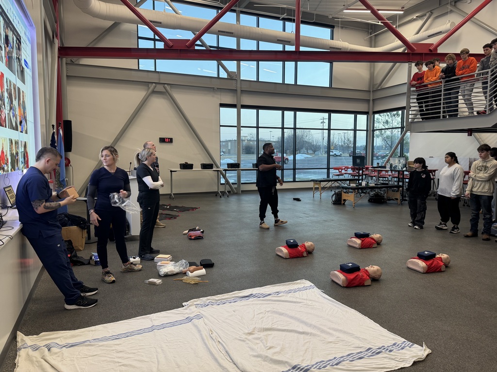 Biomed Club kicked off their first meeting of the semester with an action-packed Trauma Relay Simulation led by a professional trauma team through Youth Medical Mentorship. This was not a lecture—it was hands-on, fast-paced, real-world healthcare in action.  Students rotated through hands-on trauma care stations in small groups, practicing emergency response, critical thinking, and rapid decision-making, followed by a moderated group Q&A and debrief with medical professionals.  This immersive experience introduced students to: • Trauma response & emergency care • High-pressure medical decision-making • Real-world healthcare career pathways  👏 A huge thank you to the Youth Medical Mentors who took time out of their day to lead and inspire our students. We are especially proud that this team included a few Claremore High School alumni, giving our students the opportunity to learn from professionals who once walked the same halls.