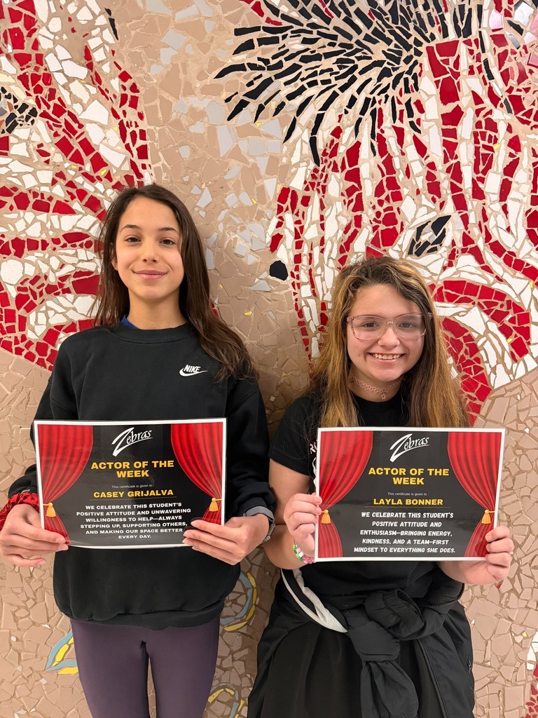 jh students with an acting award