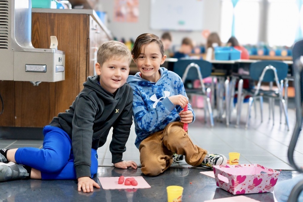 students at their valentines party 