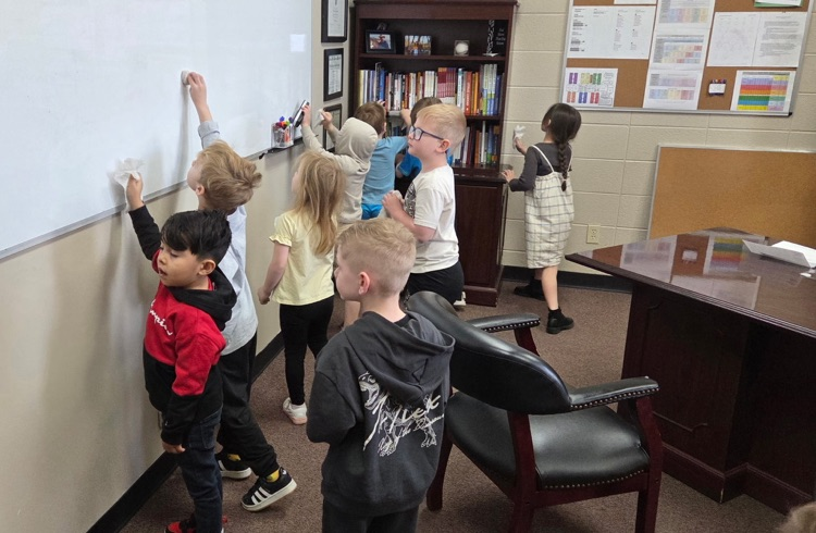 pre-K cleaning white board 