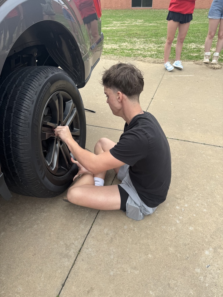 Real-life learning in action! 🔧🚗 Students in Coach Jackson’s classes recently learned an important life skill—how to change a tire from start to finish. From safely preparing the vehicle to removing and replacing the tire, students practiced each step of the process. This kind of hands-on experience teaches independence and confidence, giving students practical skills they can use for the rest of their lives. Some lessons simply can’t be replaced!