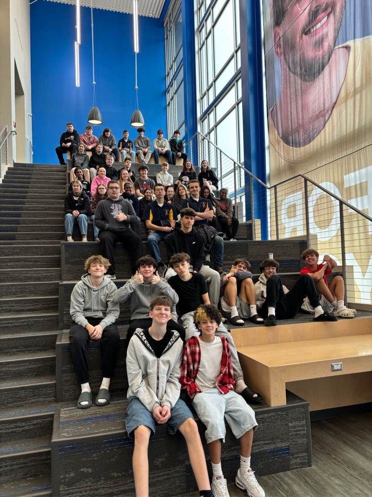 All the students smiling for the picture 