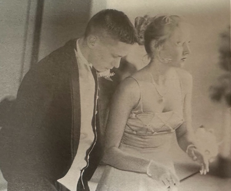 two teens hanging out