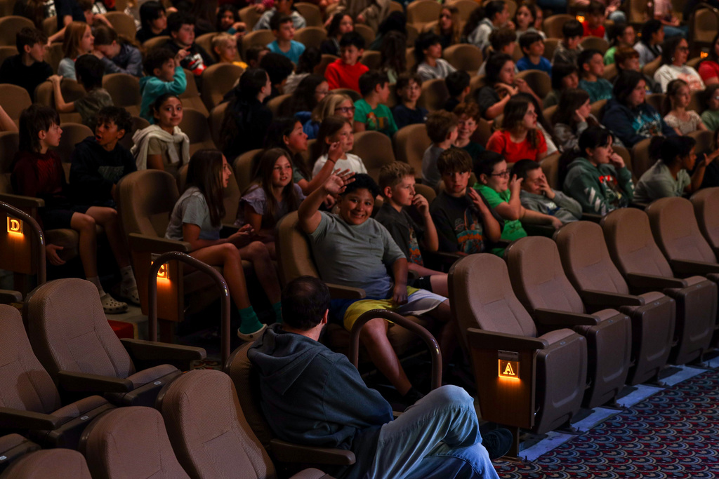 Elementary students at the Fine Arts recruitment rally.