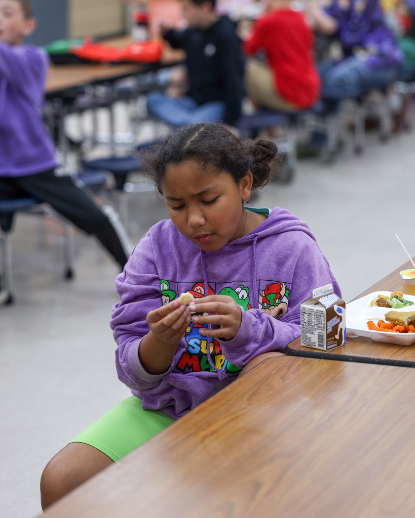 Elementary students trying Jicama