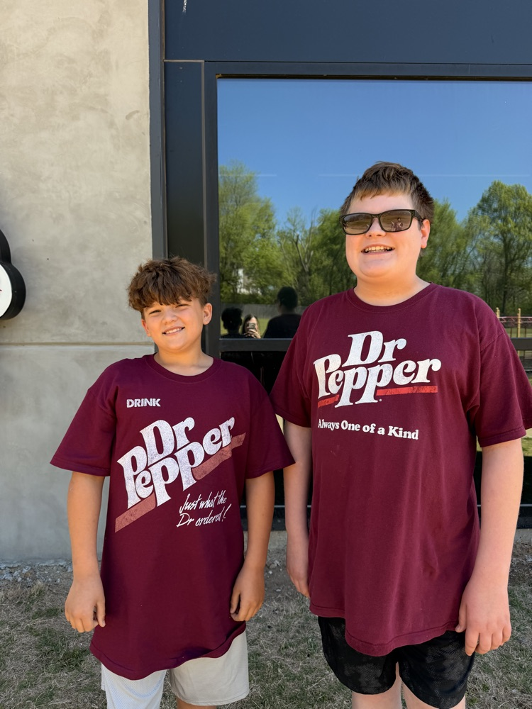 Dr Pepper twins