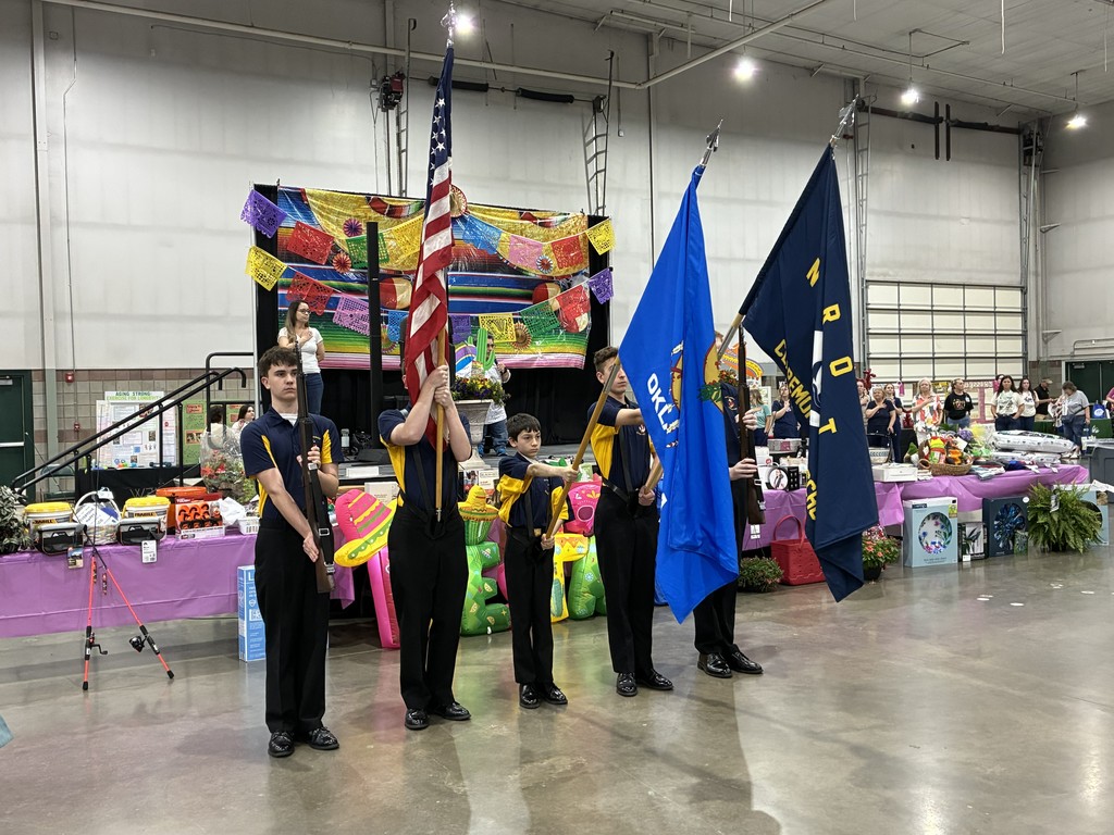 Students helping at Senior Citizen Day