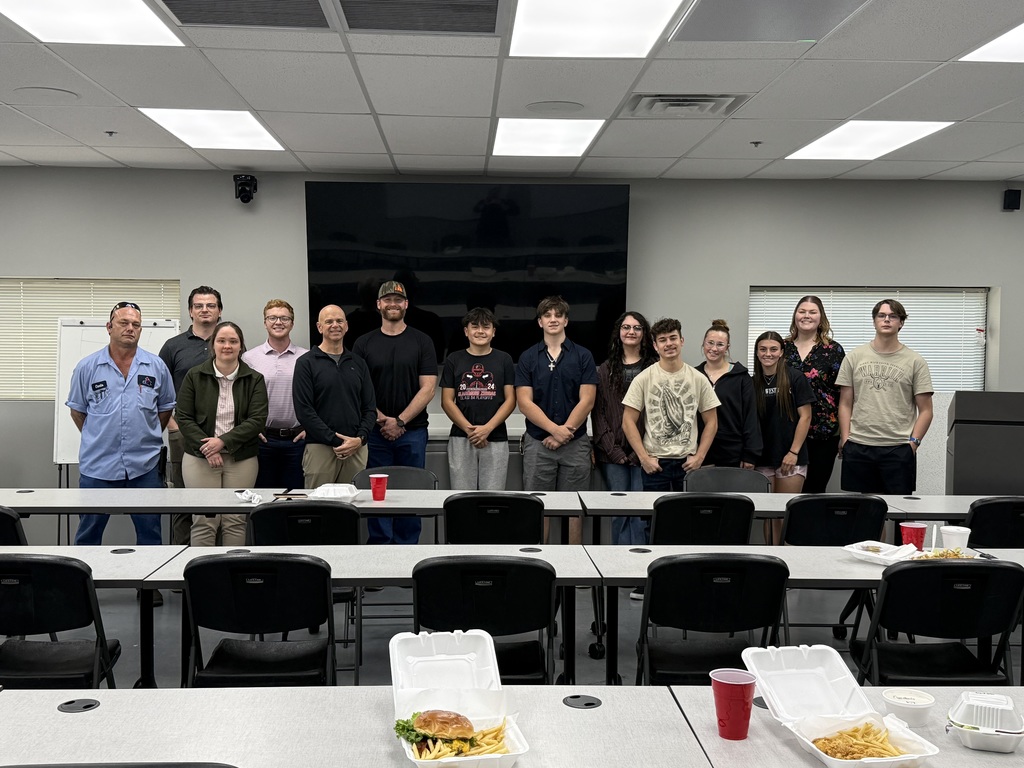 Help us celebrate our outstanding March Students of the Month! 🎉  9th Grade: Aaliyah Carter & Eyedeala Peach 10th Grade: Avery Newbury & Dominic Williams 11th Grade: Emily Sumpter & Carter Spinks 12th Grade: Mae Foster & Seth Jimenez  These students continue to represent our school through their hard work, character, and commitment in and out of the classroom.  We’d also like to recognize our March honorees: Teacher of the Month – Mrs. Cagle Staff Member of the Month – Mrs. Parks  Thank you all for the positive impact you make on our school community each day!