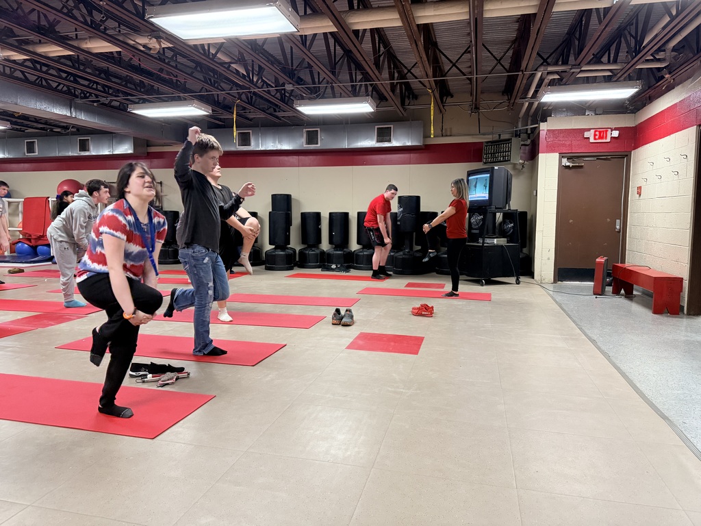 Students in PE recently wrapped up their yoga unit, focusing on stretching, balance, and overall body control.  Throughout the unit, students worked on improving flexibility, building core strength, and learning techniques to reduce stress and increase mindfulness. A great way to support both physical and mental wellness!