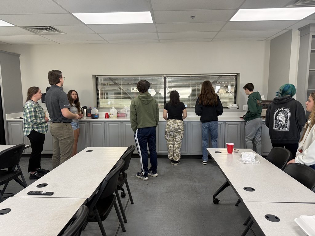 🌟🎉 April Students of the Month 🎉🌟 We’re proud to recognize these outstanding students for the month of April! Their hard work, positive attitude, and dedication to excellence make a difference on our campus each and every day. 9th Grade: Stephanie Hoag & Ryan Lile 10th Grade: Ella Burgland & Everett Kerr 11th Grade: Riley Fay & Michael Rogers 12th Grade: Paige Brower & Connor Ragland 👏 We also want to give a special shoutout to our staff members who go above and beyond: 🍎 Teacher of the Month: Mr. Pettus 💼 Staff Member of the Month: Mrs. Nichols A special thank you to our Partners in Education, AXH Air Coolers, for providing a luncheon to honor these individuals. We appreciate your continued support and for helping us celebrate all of the great things happening at CHS! Thank you all for representing our school so well—we are proud of you! 