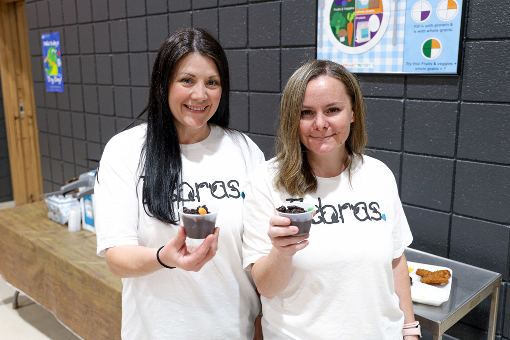 Paras with their gummy worms and chocolate.