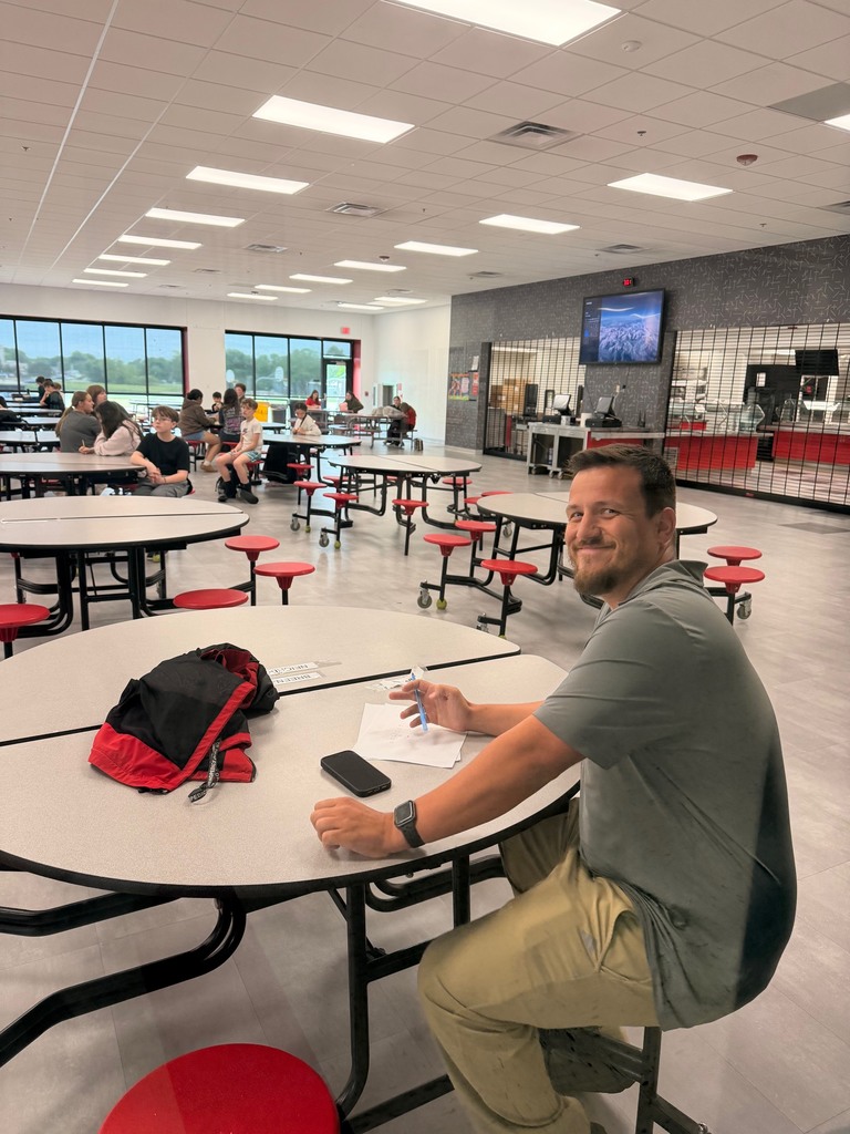 DEXTER HISTORY CLASS IN CAFETERIA