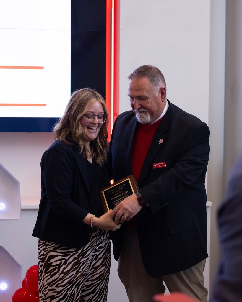 teacher of the year winner mrs samantha roller