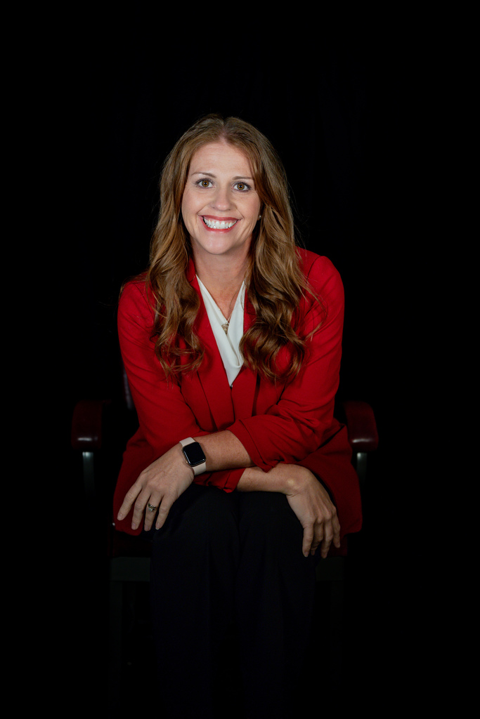 Happy National Principal Day! 🎉  Today we proudly celebrate Mrs. Lee and the incredible example she sets as a selfless, servant leader. She leads with integrity and fairness, always putting the needs of others—especially students—above her own. Her decisions are grounded in what is best for kids, and she works tirelessly to create opportunities for every student to grow and succeed.  Mrs. Lee’s leadership is rooted in service. She supports her staff, uplifts her students, and leads with a genuine heart for others. Her commitment to a growth mindset—for herself, her staff, and her students—continues to make our school stronger every day.  We are grateful for her dedication, compassion, and leadership. Thank you for all you do, Mrs. Lee!