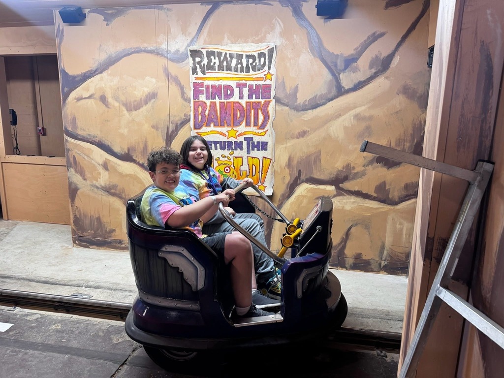 Students riding a ride at Frontier City in OKC