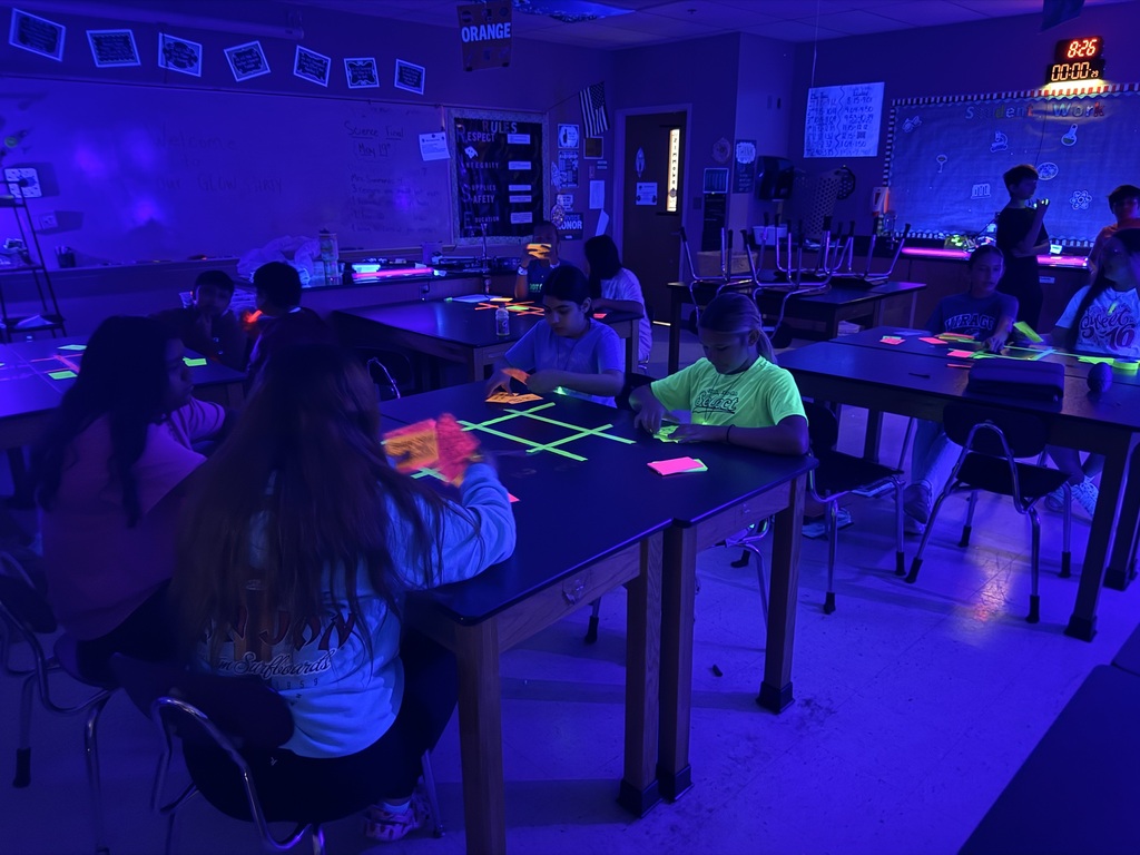 GLOW LIGHT REVIEW PARTY
