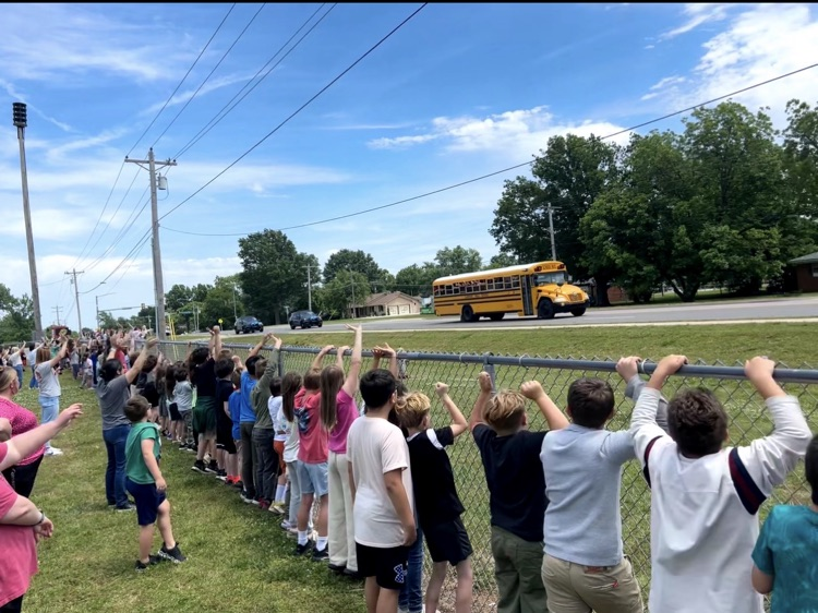 students cheering 