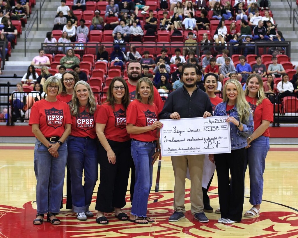 grant recipients with checks 