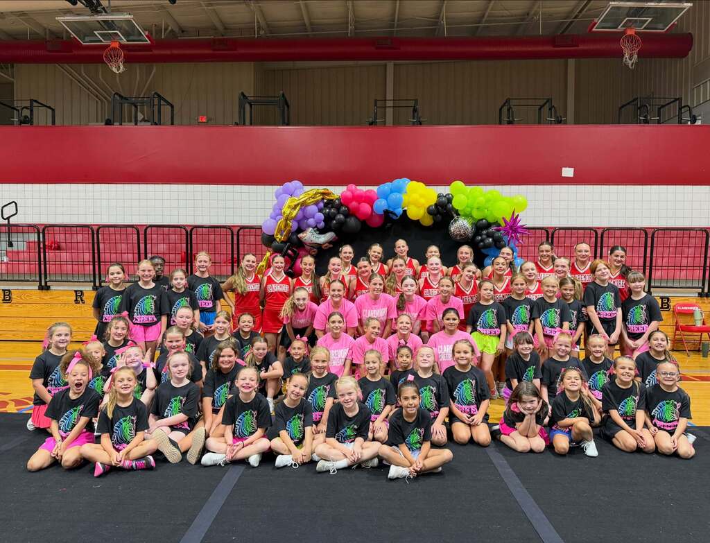 Cheer camp group photo of all participants.