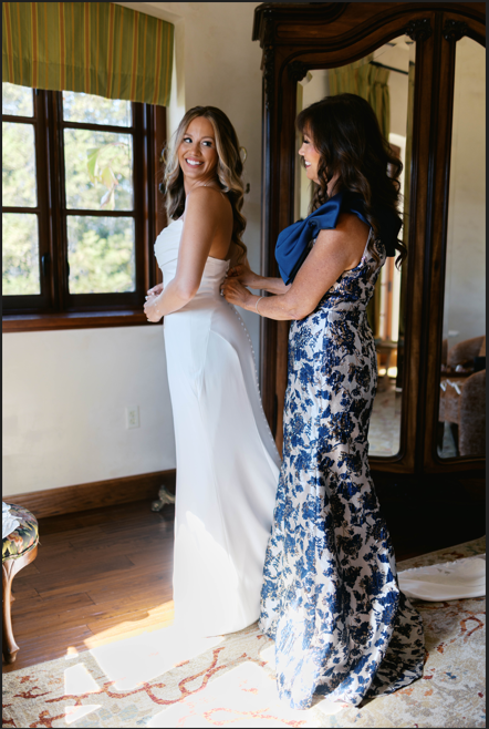 Jamie and her daughter getting ready